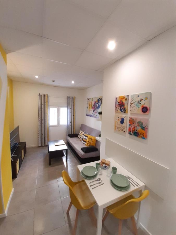 The Yellow Corner Apartamento